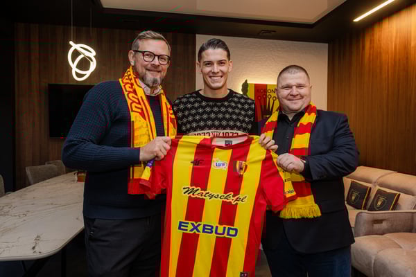 Powrót na łono ojczyzny – Mariusz Stępiński piłkarzem Korony Kielce