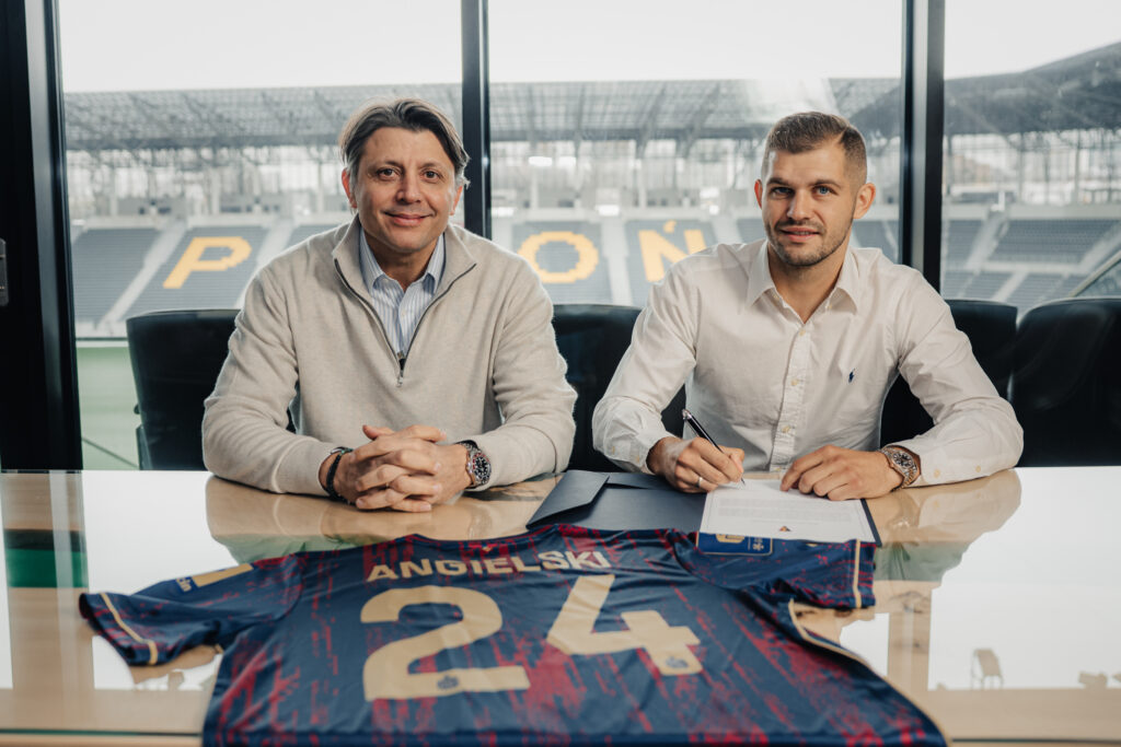 Karol Angielski w Pogoni Szczecin. Ruch, na którym obie strony powinny skorzystać