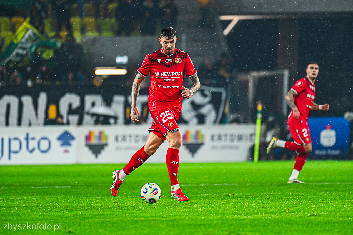 Ekstraklaso, Widzew Łódź jeszcze żyje