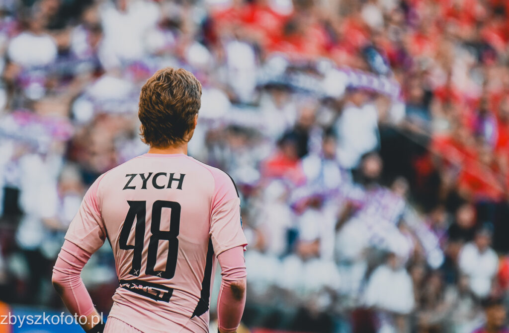 Oliwier Zych wypożyczony do Vitorii Guimaraes. Aston Villa nadal wierzy w polskiego bramkarza.