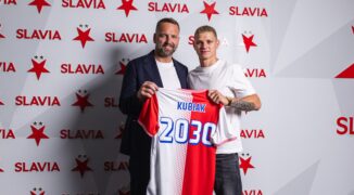 W rok z 3. Ligi za granicę. Oskar Kubiak przechodzi do Slavii Praga