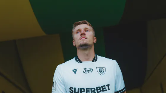GKS Katowice ściąga dwóch nowych bramkarzy. Widzew i Legia oddają młodych Polaków.