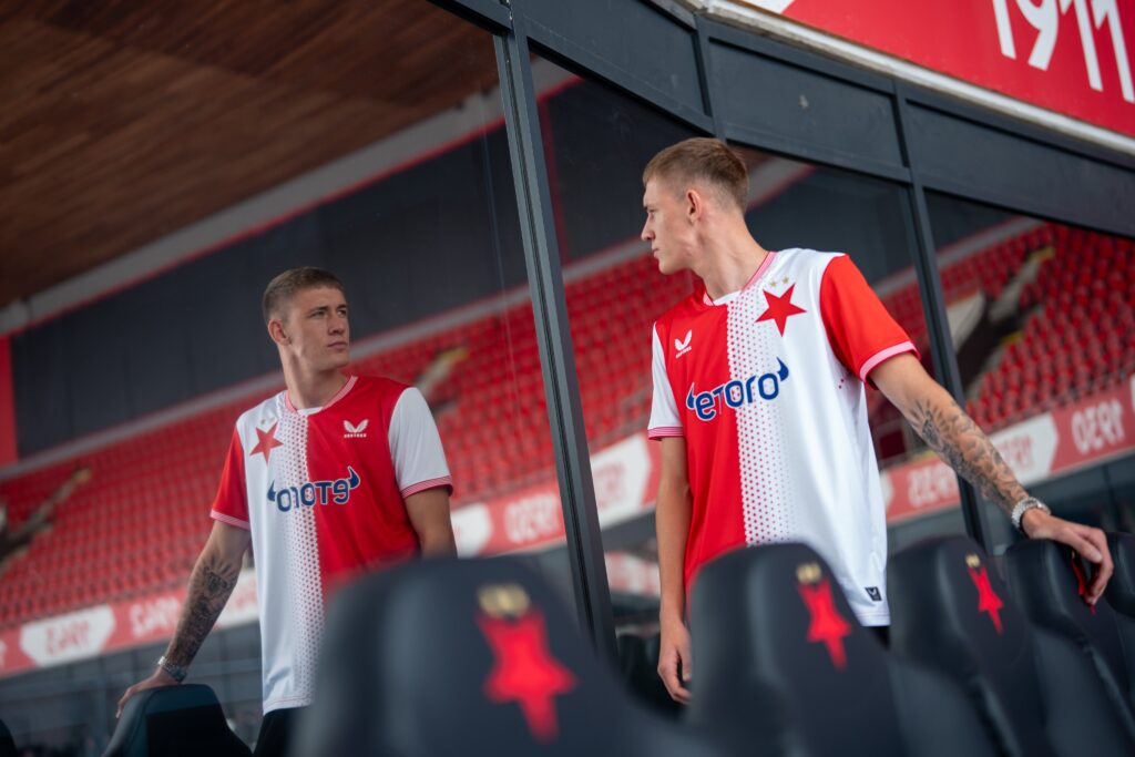 Wiktor Nowak z bramką w derbach Pragi