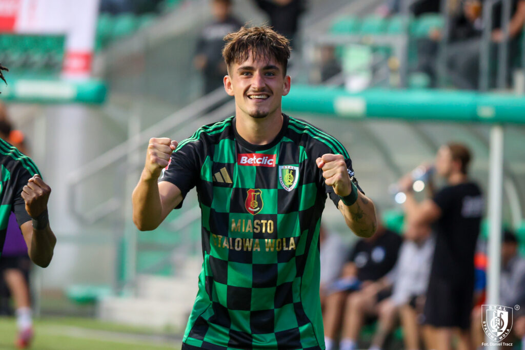 Jakub Jeleń show! Stal Stalowa Wola remisuje po szalonym meczu z Zawiszą Bydgoszcz.