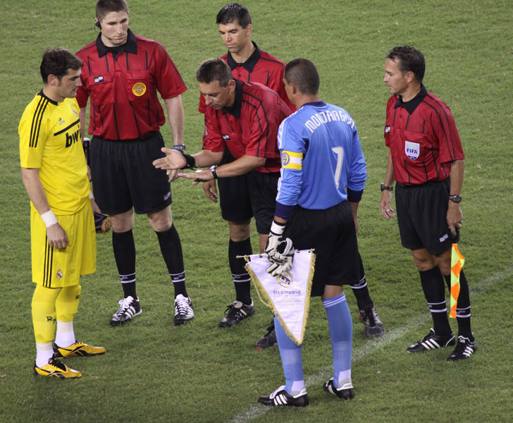 Faryd Mondragon w ciężkim stanie. Bramkarz próbował popełnić samobójstwo