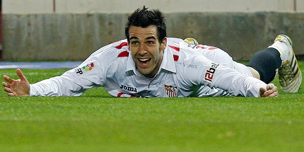 Barca zwycięża, Sevilla gromi