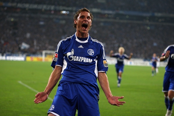 Höwedes zostaje w Schalke