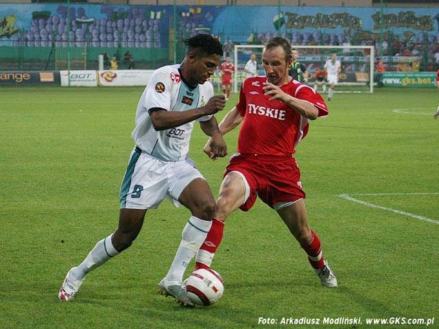 Piłkarz Bełchatowa na celowniku Steauy