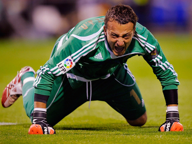 Cesar opuszcza Valencię