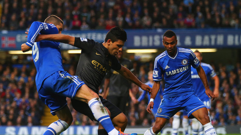 Dołujący „Obywatele”