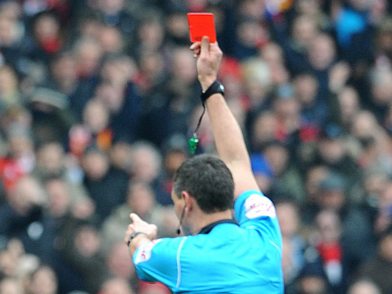 Sędzia w piłce nożnej – zawód marzeń czy syzyfowa praca?