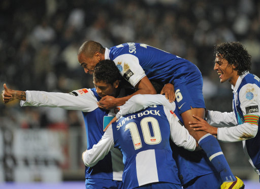 Świetne widowiska w Porto i Funchal