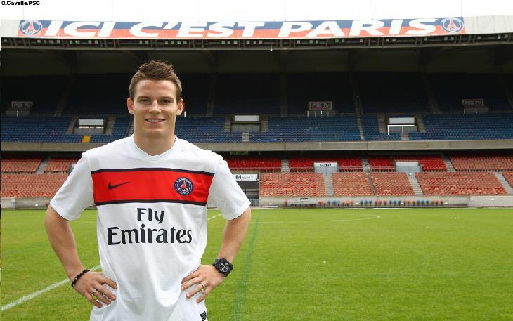 Szejkowie oficjalnie w PSG!