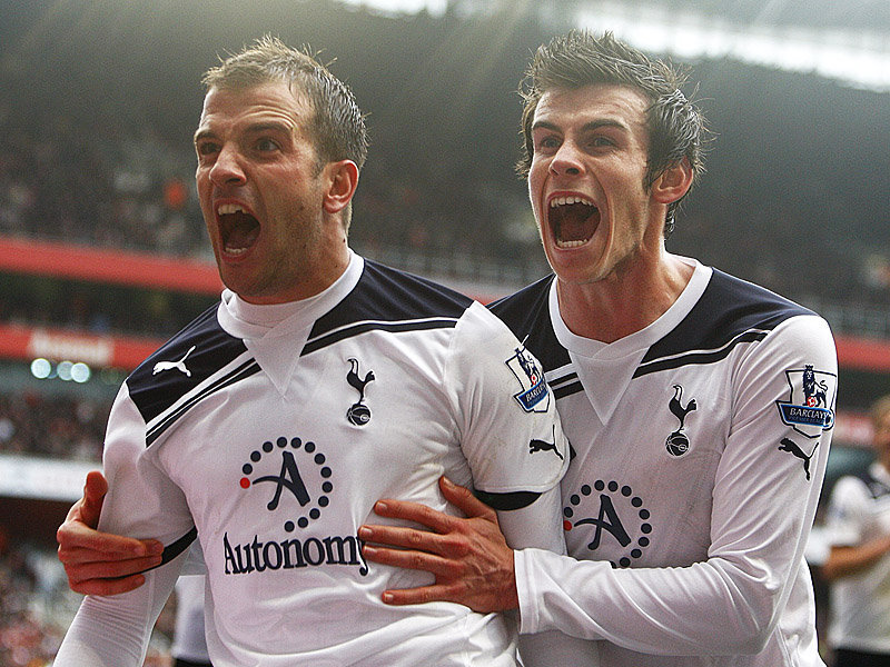 Van der Vaart ratuje remis