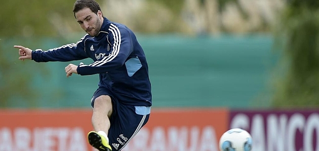 Higuain: Marzę o La Decimie