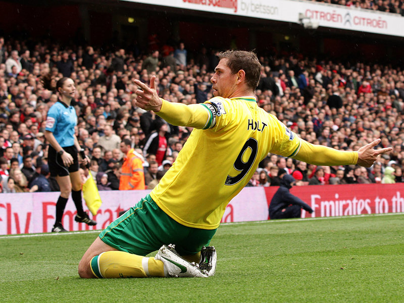 Holt zagra w Aston Villi