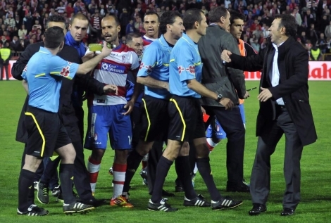 Roczne zawieszenie dla Beniteza?!