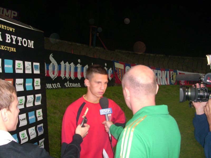 Świerczok oficjalnie w Kaiserslautern