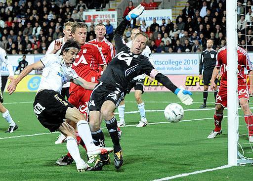 Gole bez licencji, bramkarz bez zawieszenia