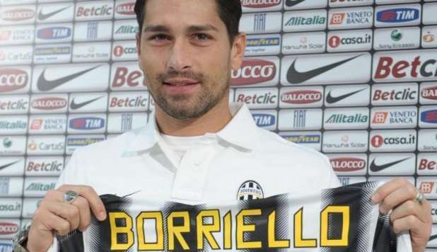 Italia na okrągło: Quid pro quo Borriello?