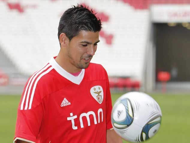 Snajper Benfiki trafi do Liverpoolu?