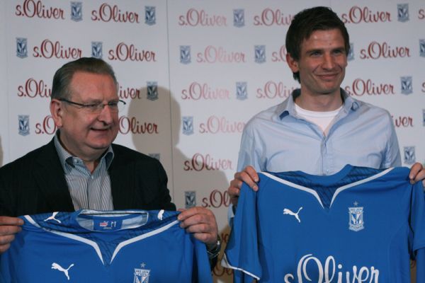 Z epoki brązu do epoki kamienia