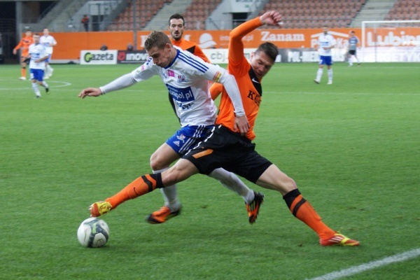 Słabe otwarcie kolejki