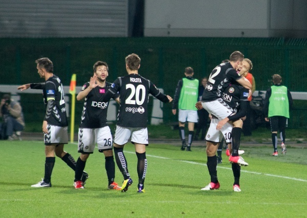 Buntownicy z Polonii wracają do treningów