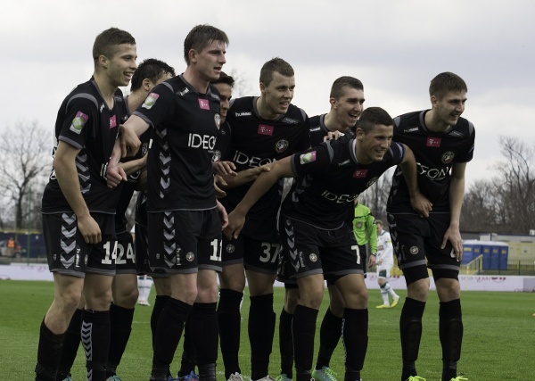 Górnik i Polonia walczą o puchary