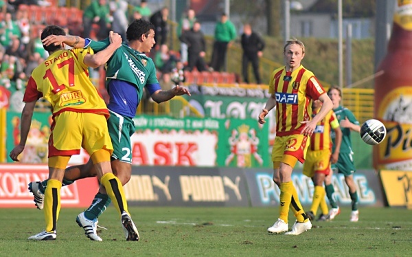 Pierwszy oficjalny transfer Korony