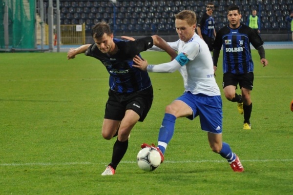 Flota i Zawisza wyraźnie odskoczą?