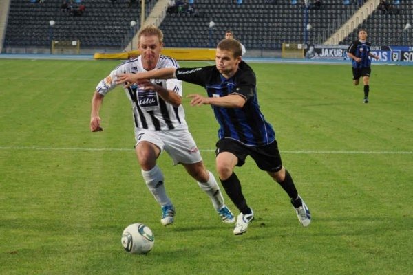 Błąd i Rakels pozostaną na wypożyczeniu