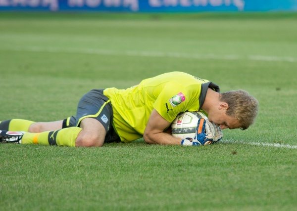 Burić coraz bliżej bramki