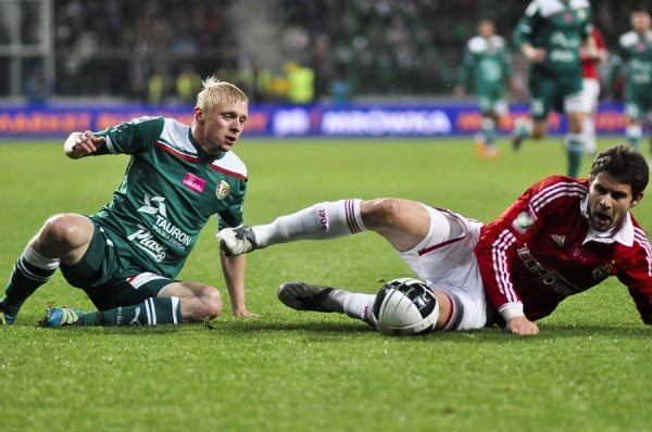 Pawelec: Skupmy się na grze w piłkę