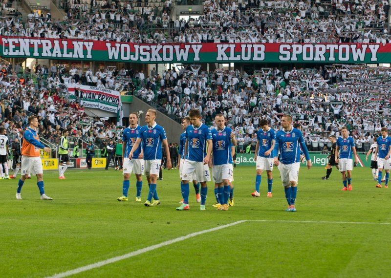 BE: Pierwsze rozstrzygnięcia