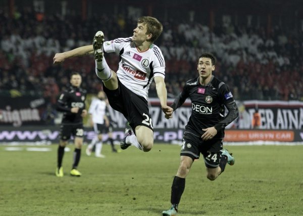 Kosecki daje Legii fotel lidera!