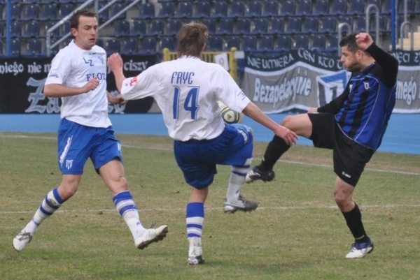 Flota tylko remisuje