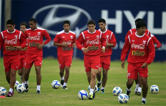 CA: Peru w półfinale