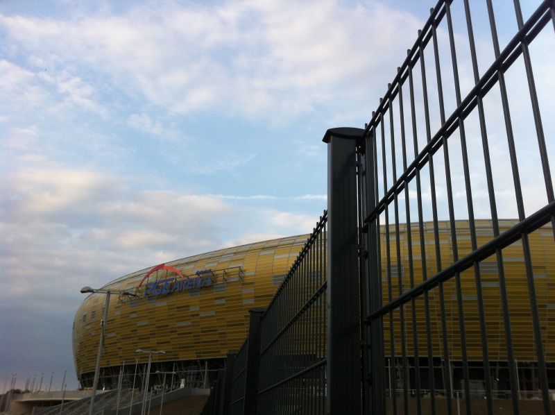 Wojewoda zamknął część stadionu w Gdańsku
