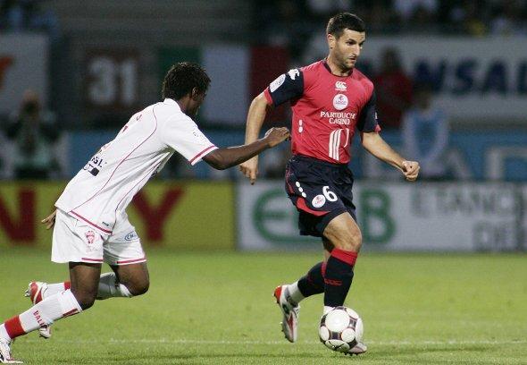 Napastnik mistrza Francji rozchwytywany