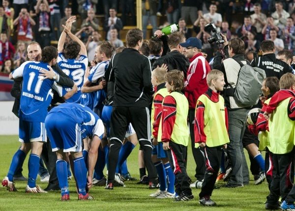 Dancik i Malinowski na dłużej w Podbeskidziu