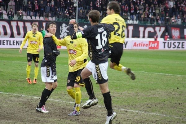 Trałka: Sami sobie strzeliliśmy bramki