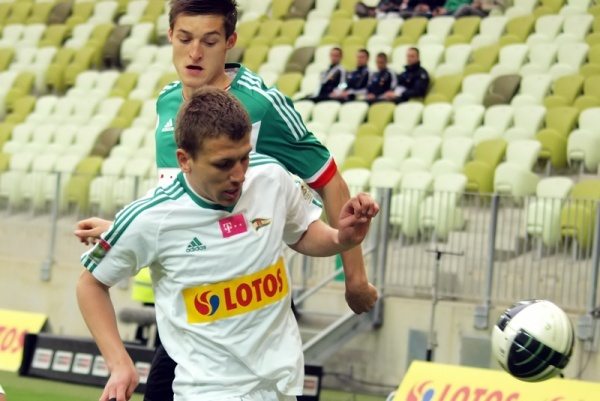 Janicki w drodze do Kolonii?