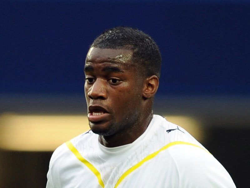 Bassong przeniesie się do PSG?