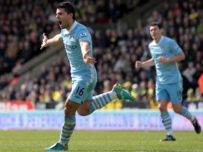 City wygrywa w hicie