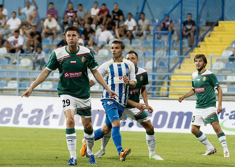 Śląsk przegrywa, ale awansuje