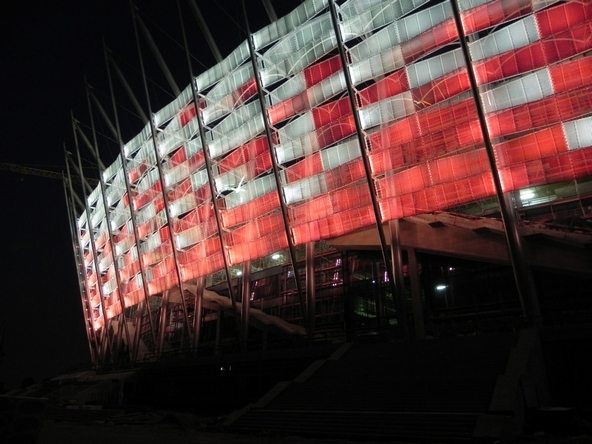 Stadion Narodowy rozbłysnął po raz pierwszy