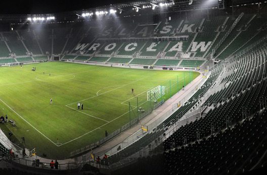 Śląsk Wrocław na kroplówce i miasto, które nie chce powiedzieć „dość”