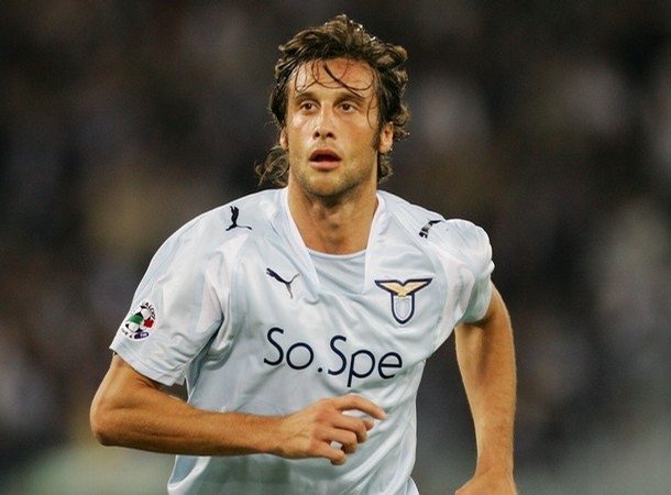 Mauri zawieszony za korupcję