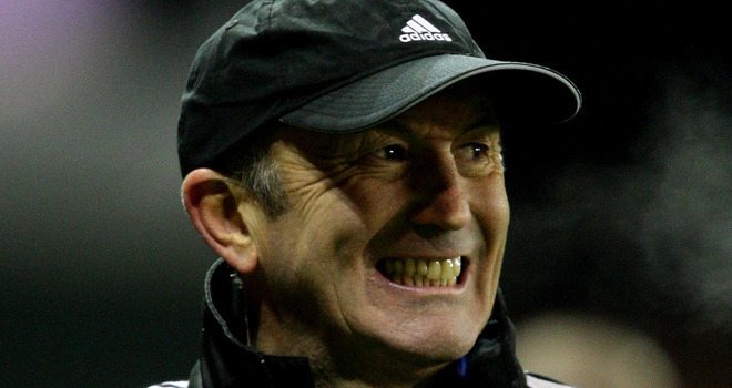 Pulis krytykuje Fullera